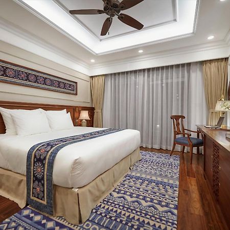 Silk Path Grand Sapa Resort & Spa Exterior photo
