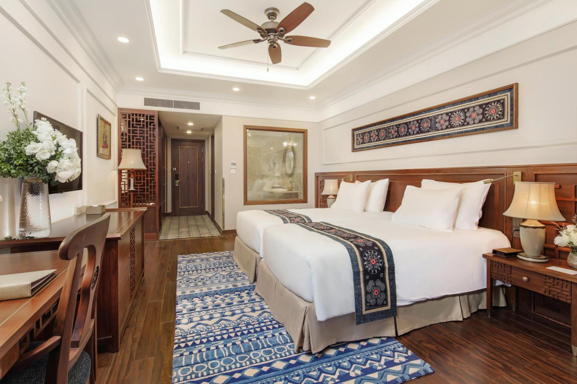 Silk Path Grand Sapa Resort & Spa Exterior photo Deluxe Room